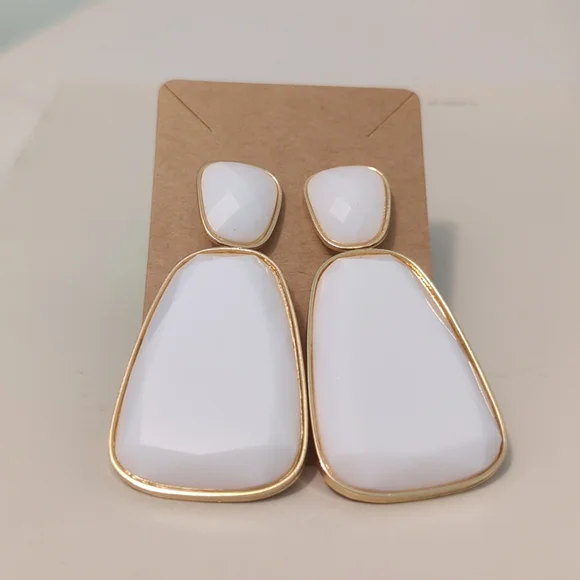 Exquisite White and Gold Earrings.
NOT FOR SALE - Picture 2 of 2